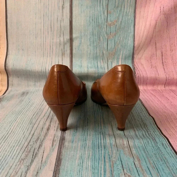Bandolino vintage open toe pumps with small heel - Picture 8 of 12